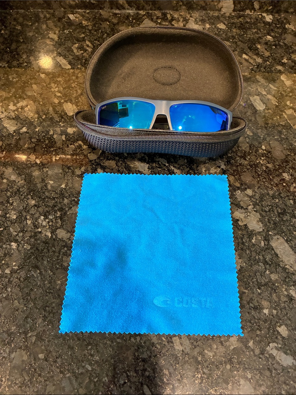 Costa Sunglasses with Blue Mirrored Lenses and Atlantic Blue Frame
